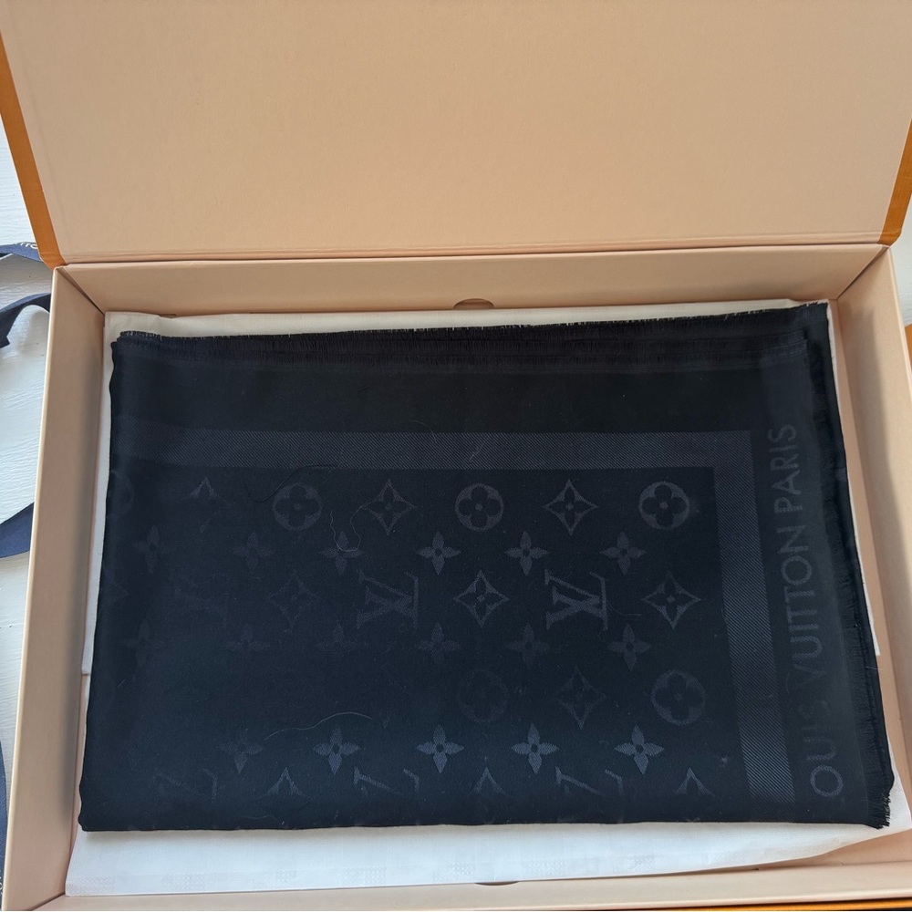 Louis Vuitton Monogram Shawl with Orange Gift Box with Black Ribbon